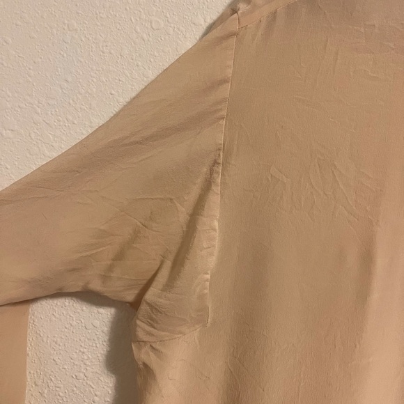 Madewell silk top size M - light straw color - Picture 9 of 10